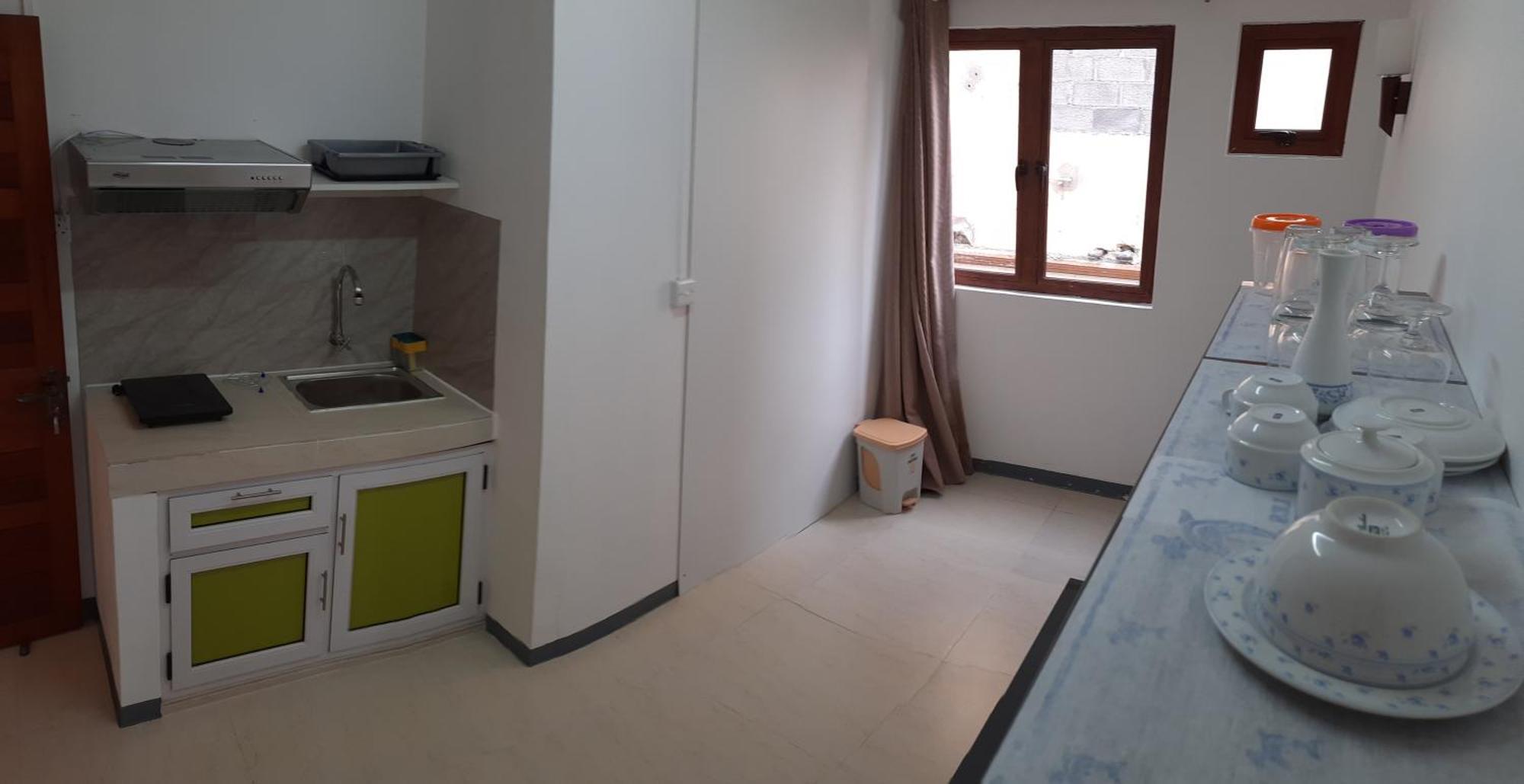 Jasmin Apartments Flic En Flac Exterior photo